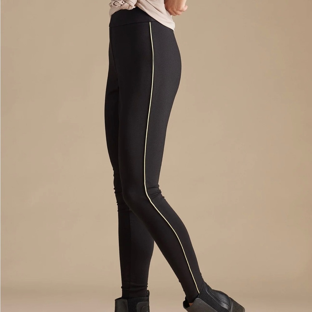 DownEast Nia Gold Piping Legging
